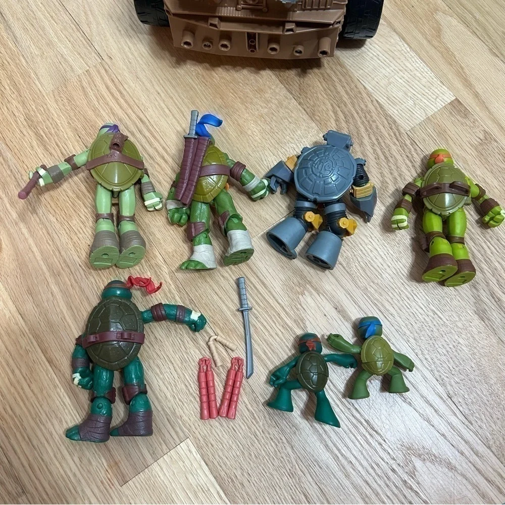 Teenage Mutant Ninja Turtles Shellraiser Vehicle W/ Action Figure Lot Kids Toy